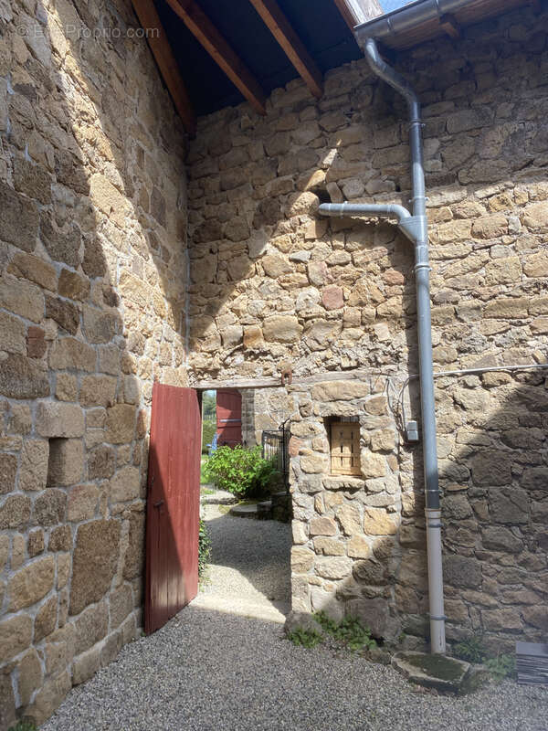 Maison à COLOMBIER-LE-VIEUX