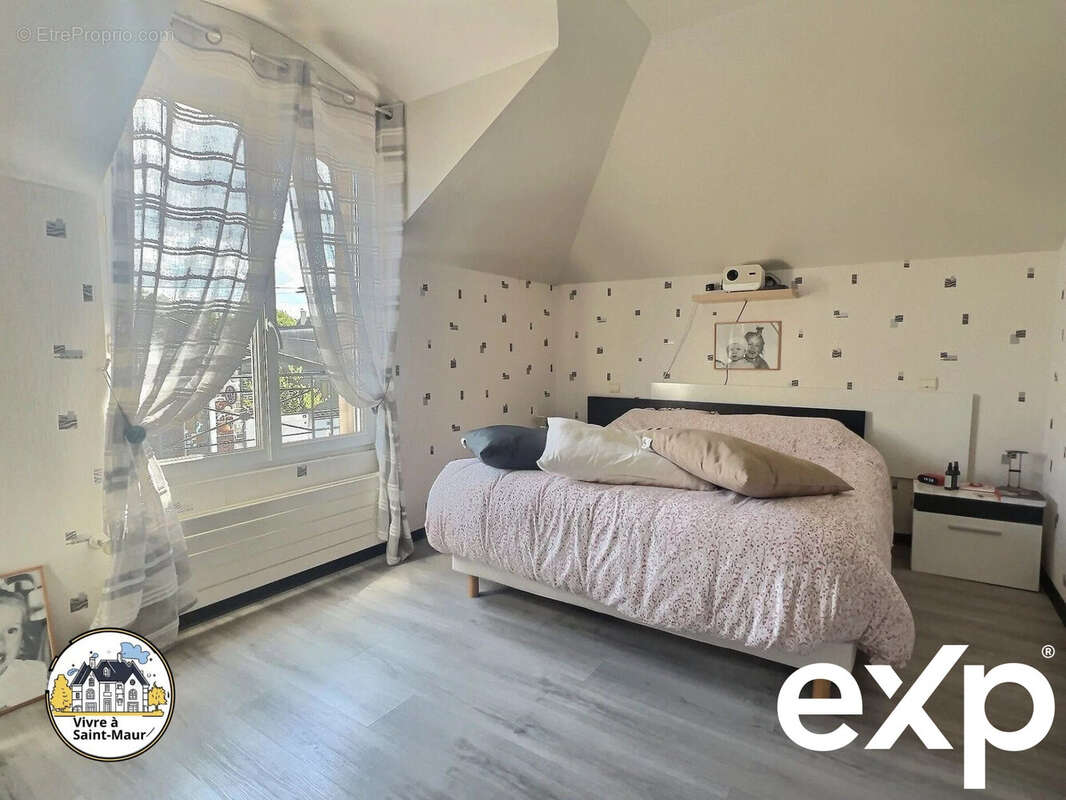 Maison à SAINT-MAUR-DES-FOSSES