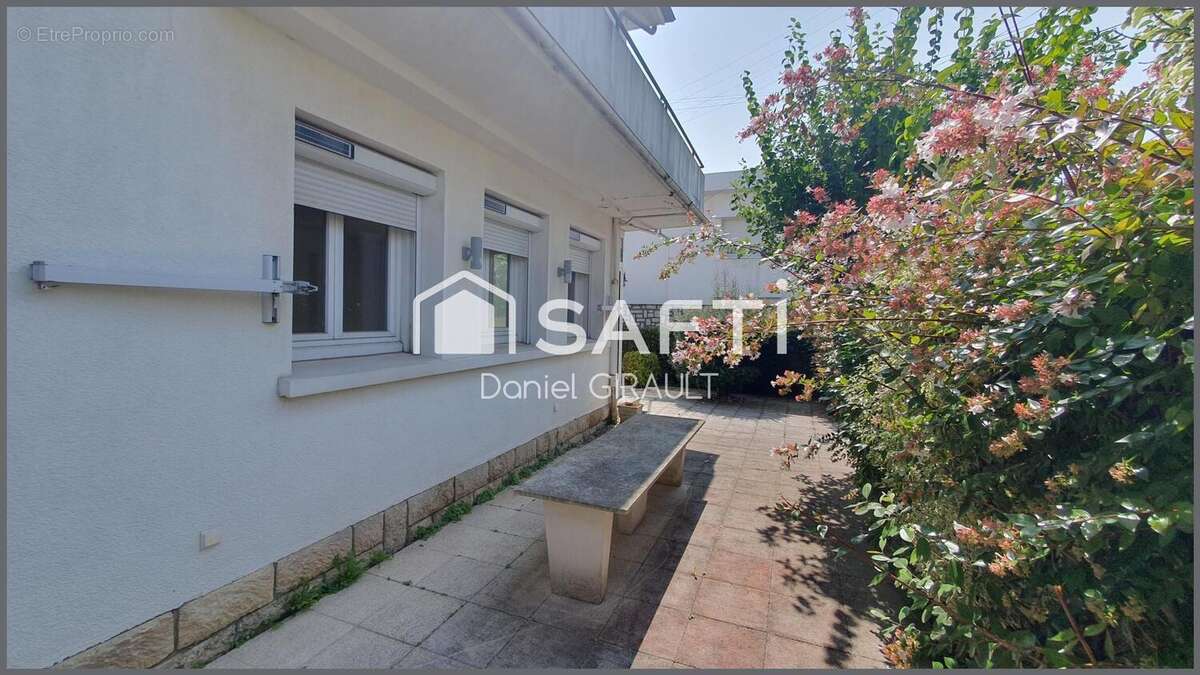 Appartement 76 m² à Royan  - photo 4