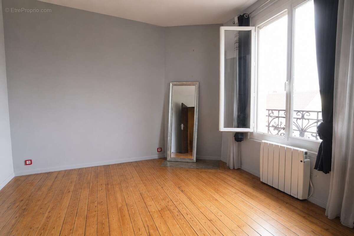 Maison à LIVRY-GARGAN