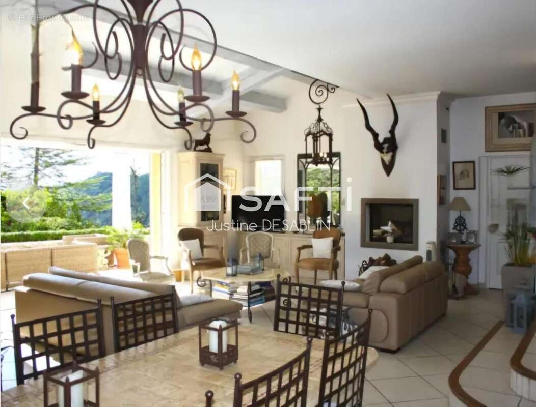 Photo 6 - Maison à VARAGES