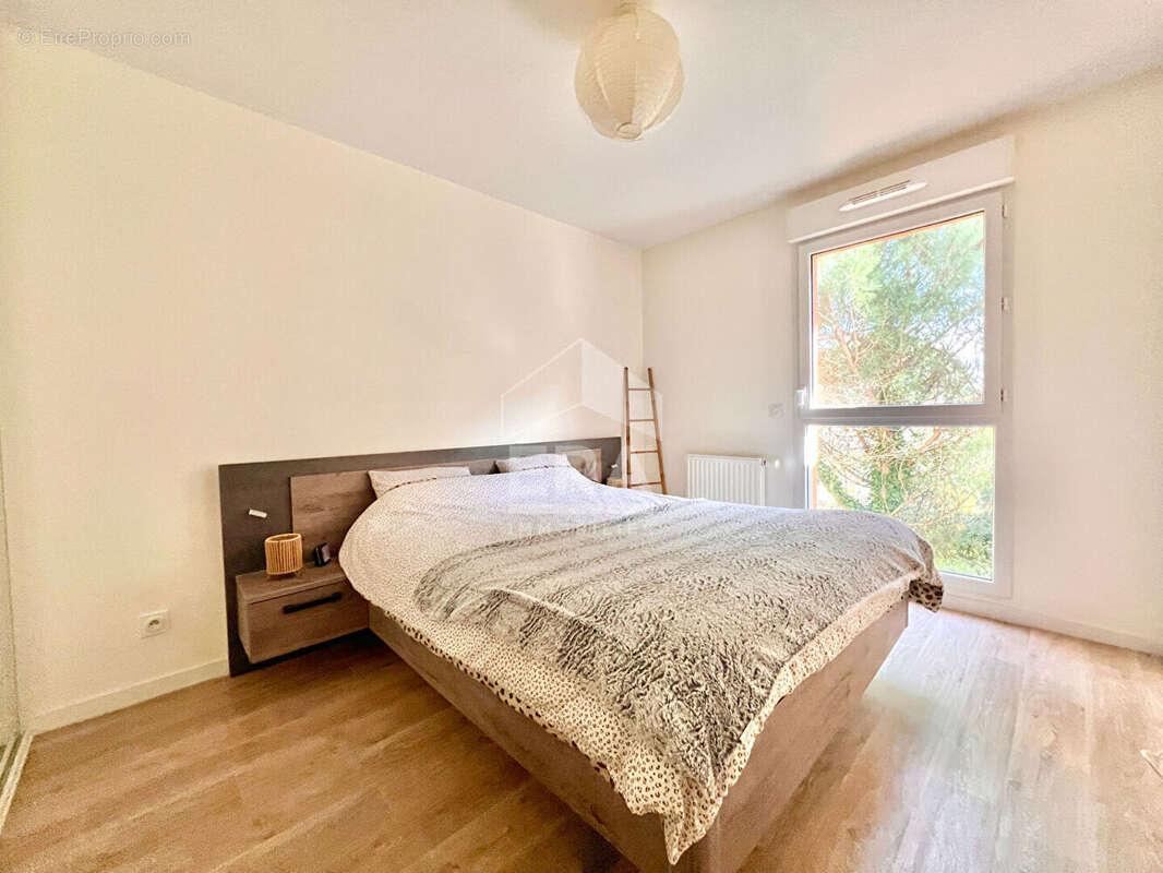 Appartement à BELIN-BELIET