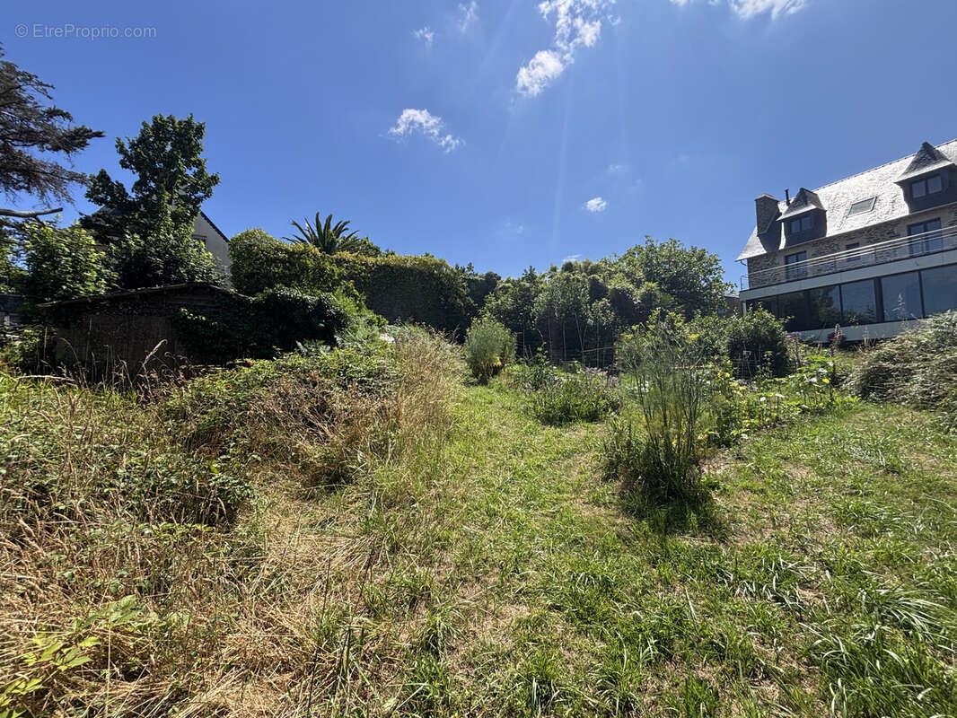 Maison à PLOUGONVELIN