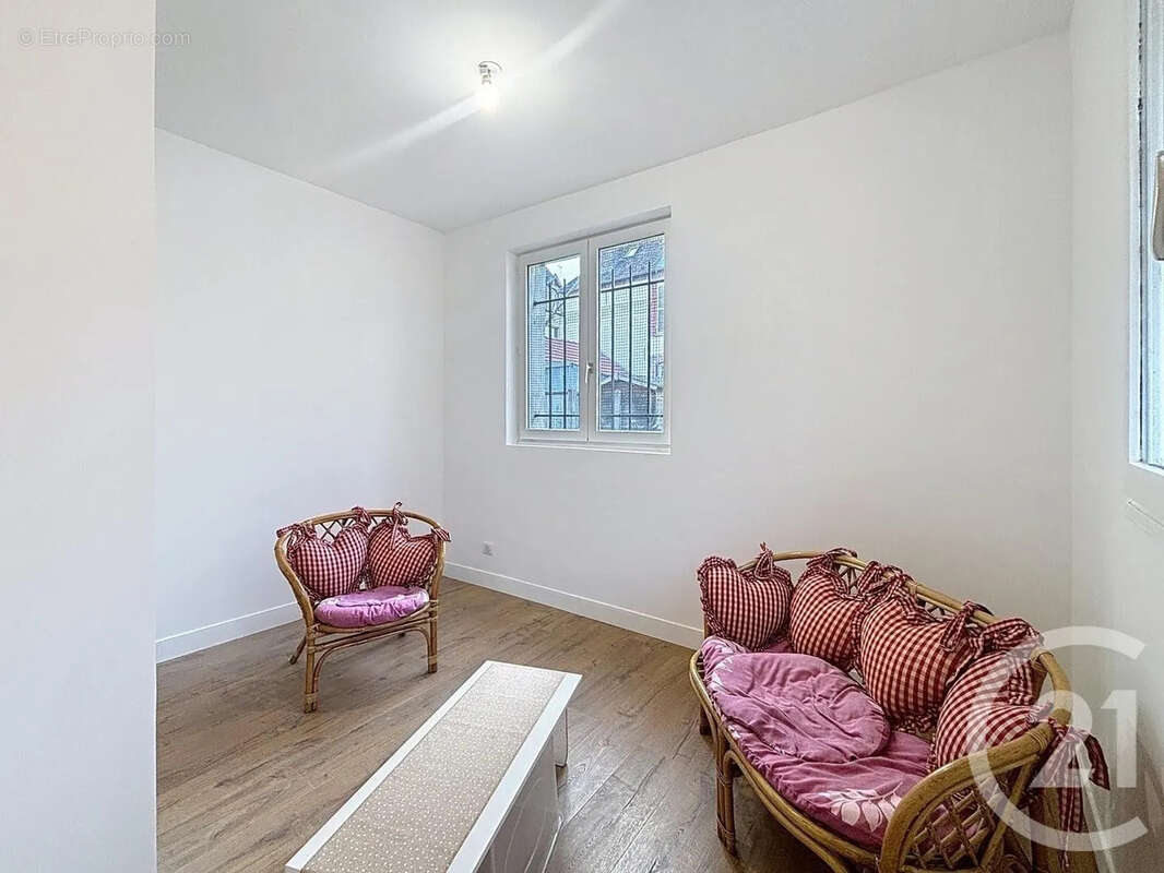 Appartement à MONTEREAU-FAULT-YONNE