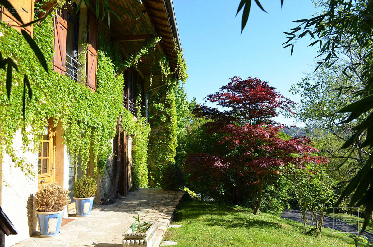Maison à SAINT-DIDIER-AU-MONT-D'OR