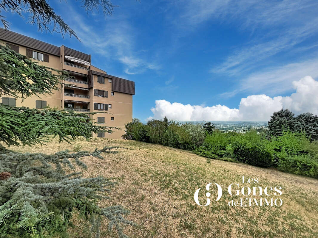 Appartement T4 avec terrasse, vue panoramique   Sainte-Foy-lès-Lyon - photo 2