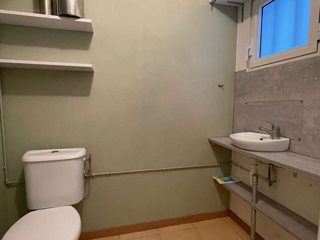 Commerce à LE GRAND-VILLAGE-PLAGE