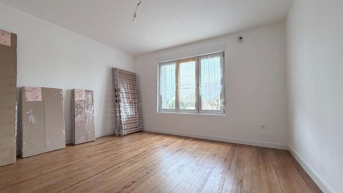 n°7 - Maison à OUTREAU