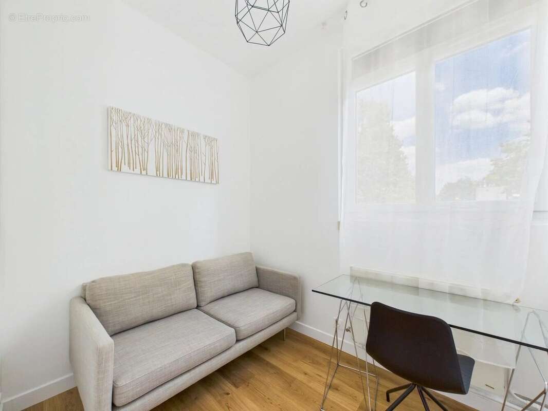 Appartement à NEUILLY-SUR-SEINE