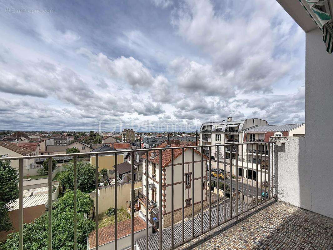 Nouveau bezons au dernier etage – t3 avec balcon cave et un box - photo 5