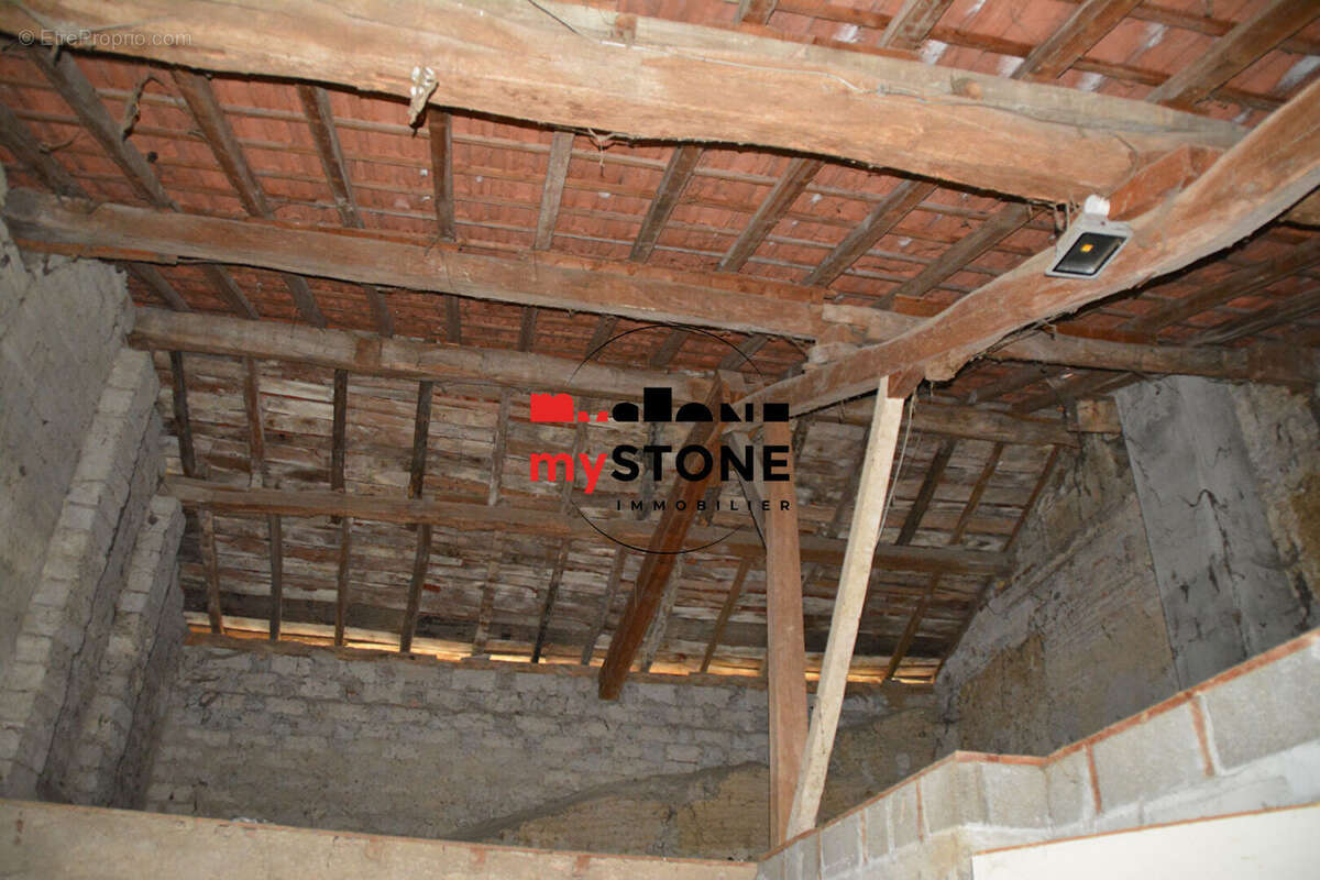 Maison à CHATILLON-SUR-CHALARONNE