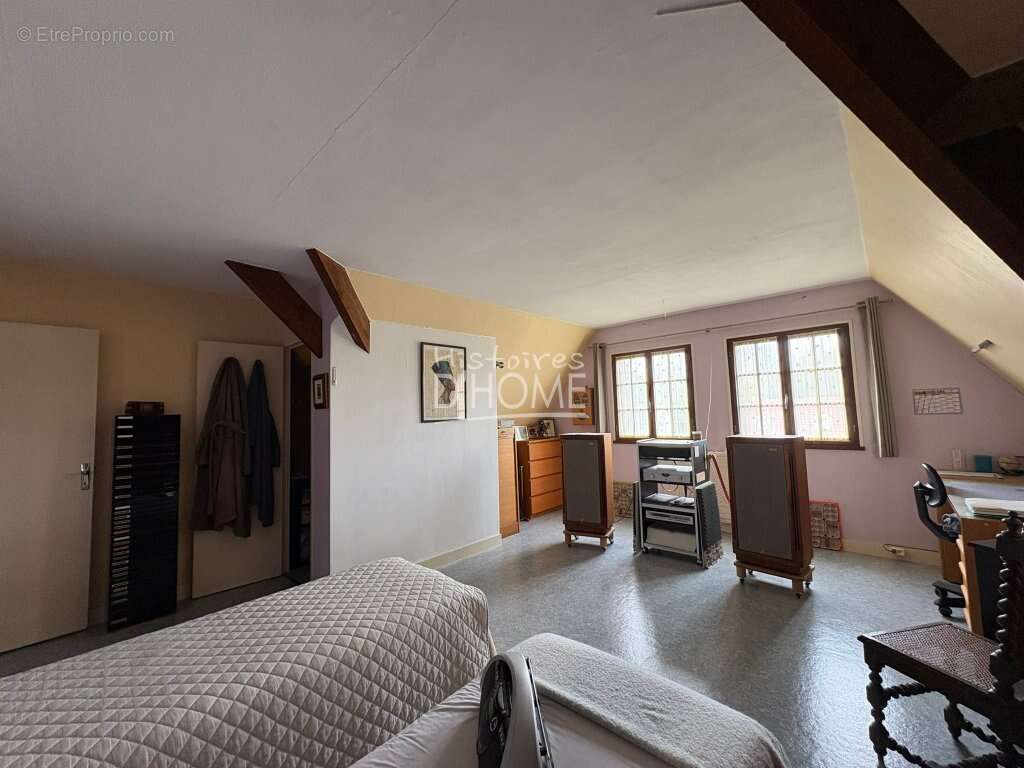 Maison à COULOMMIERS