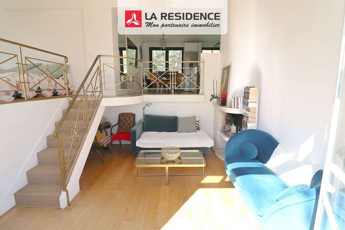 Appartement à VERSAILLES