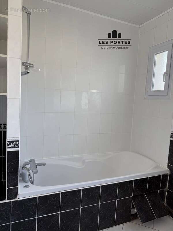 Maison à CHAMPCUEIL