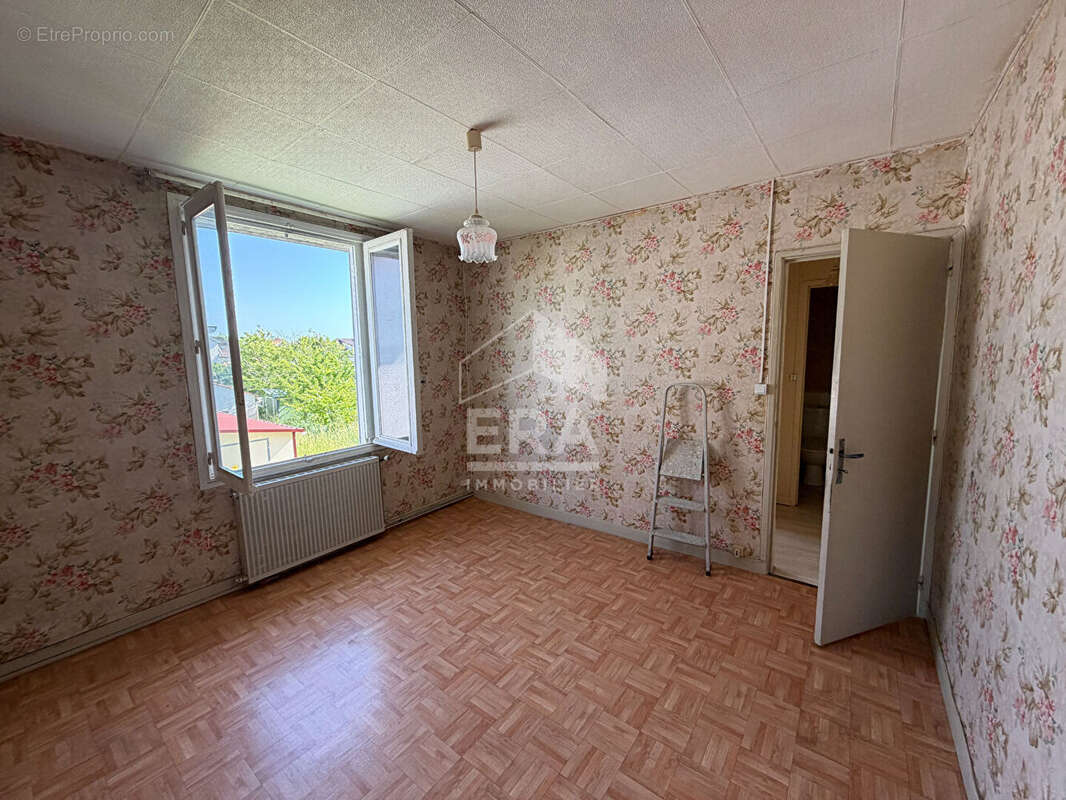 Maison 102m² à saint-doulchard - photo 5