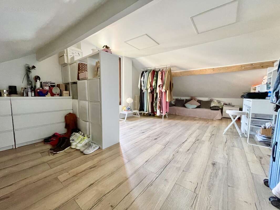 Maison à NEUILLY-SUR-MARNE