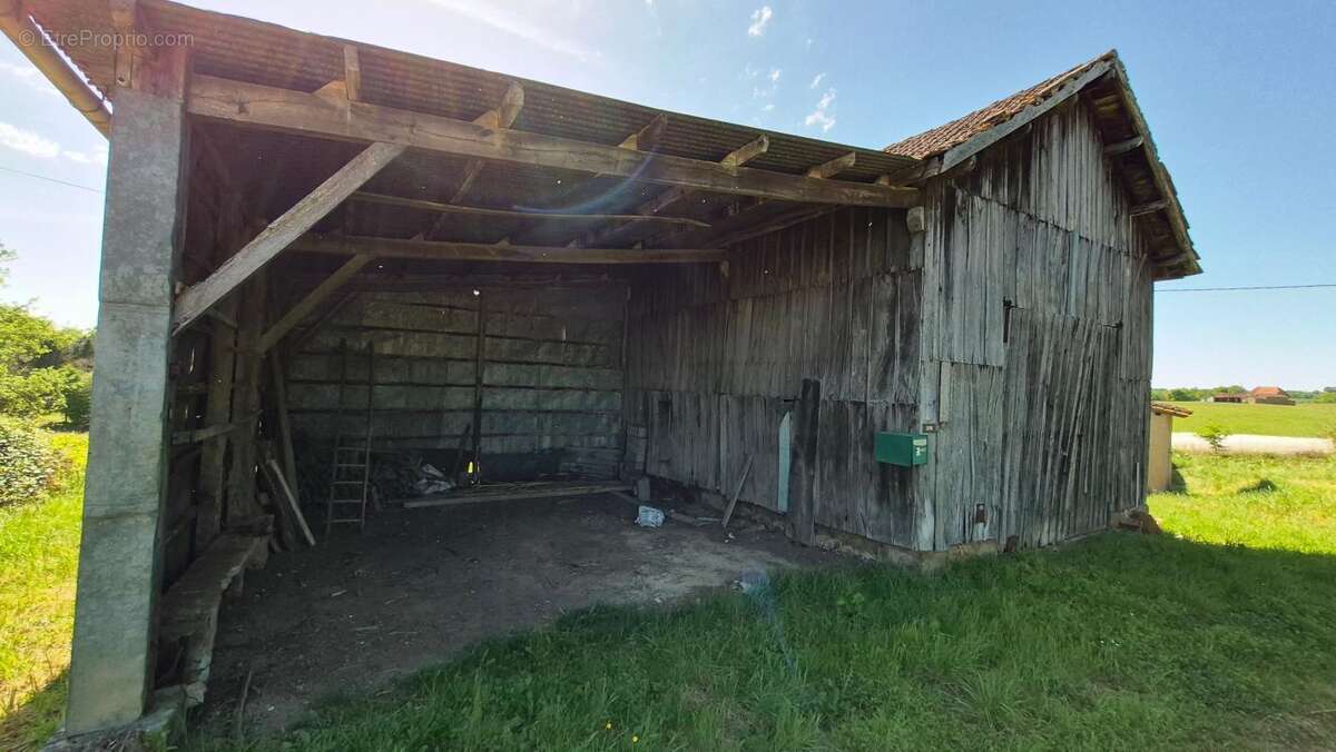 Maison à SAINTE-ALVERE