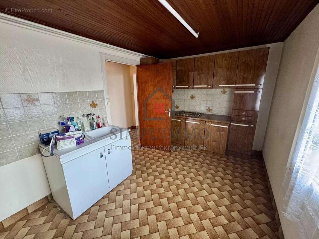 Maison T5 + garages SAINT-AGNANT - photo 15