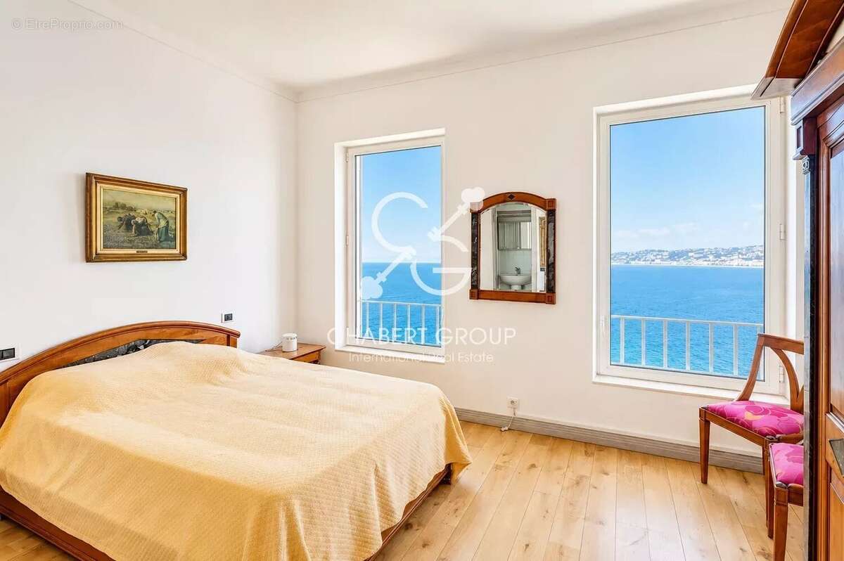 Nice - cap de nice - villa - 8 pièces - 300 m² - vue mer panoramique - jardin, terrasses & balcon - piscine & jacuzzi - appartem - photo 15