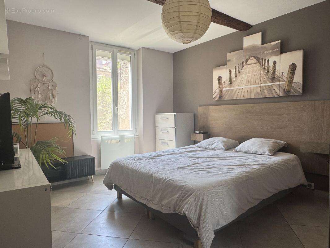 Appartement chaleureux de 90m² au coeur du village - photo 7