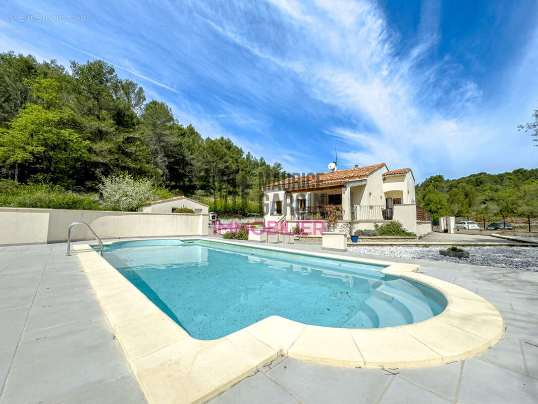 Maison à MALEMORT-DU-COMTAT