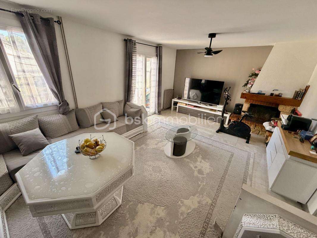 Maison 4 pièces avec jardin et sous-sol aménagé - Champagne-sur-Seine (77430) - photo 3