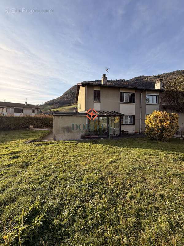 Maison à SAINT-PIERRE-D&#039;ALLEVARD