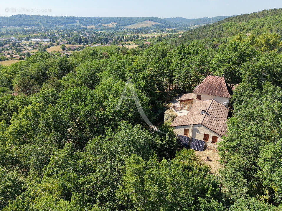 Maison à PRAYSSAC