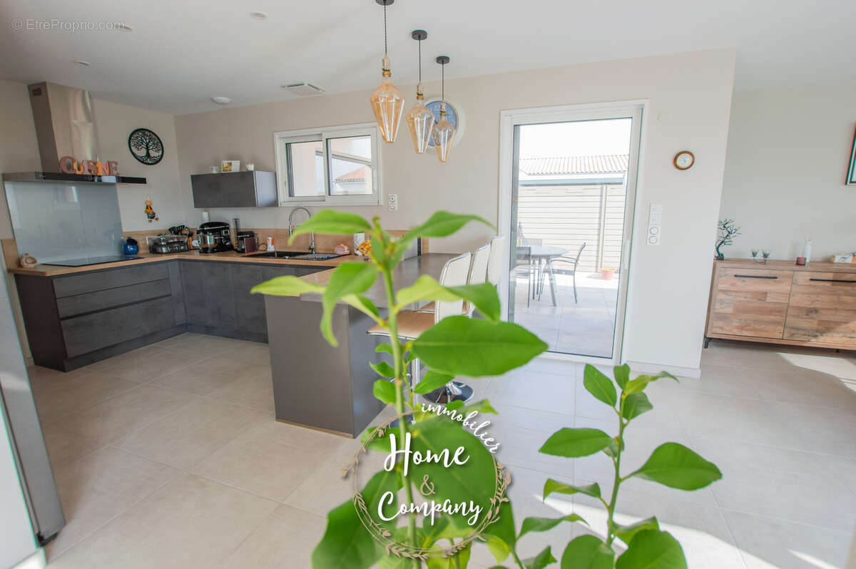 Maison à SAINT-SULPICE-DE-ROYAN