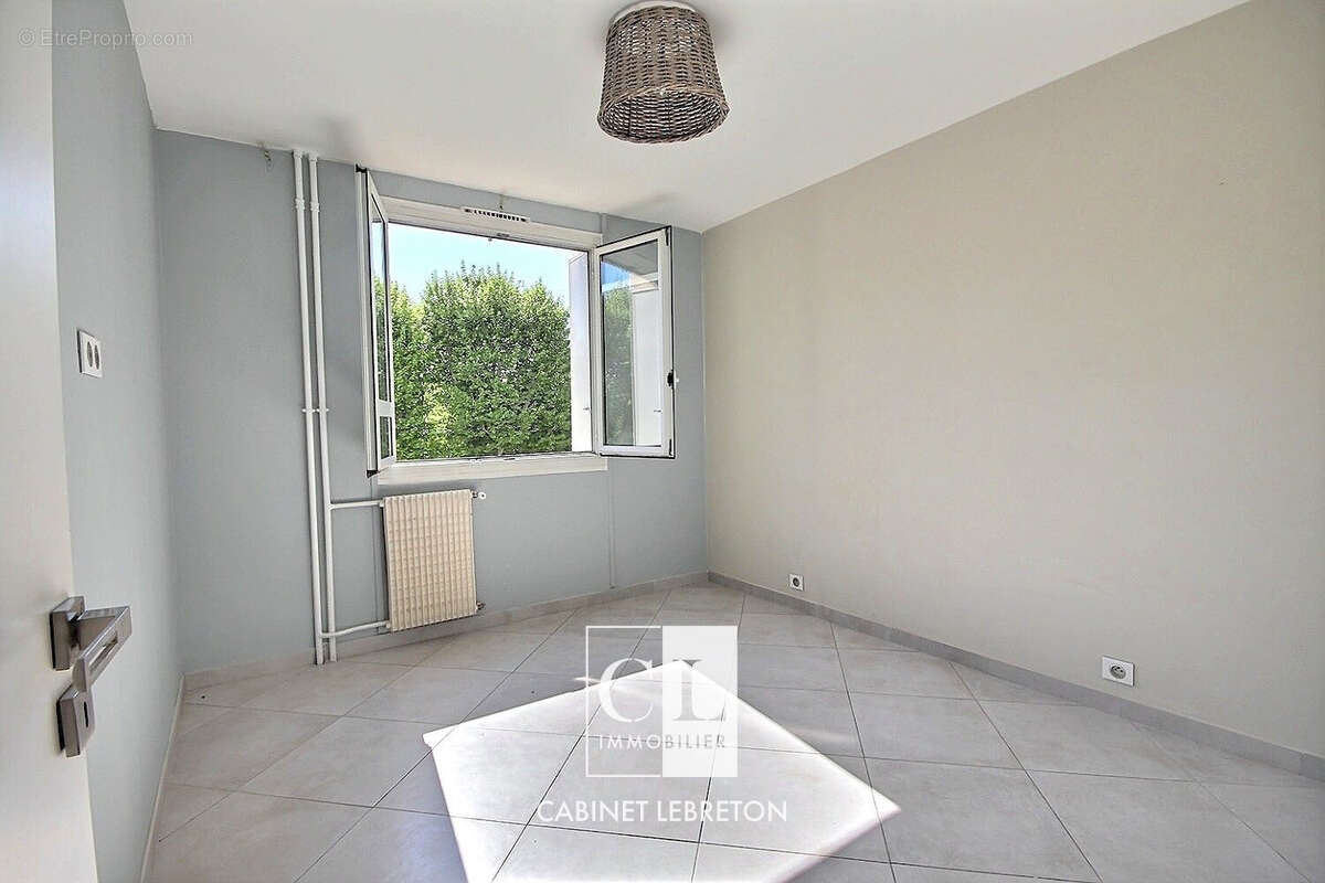 Appartement à MARSEILLE-10E