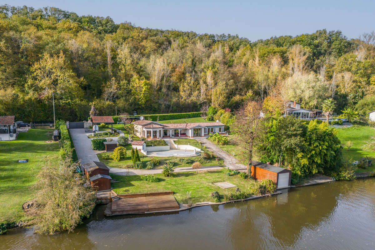 Maison à SAINT-SYLVESTRE-SUR-LOT