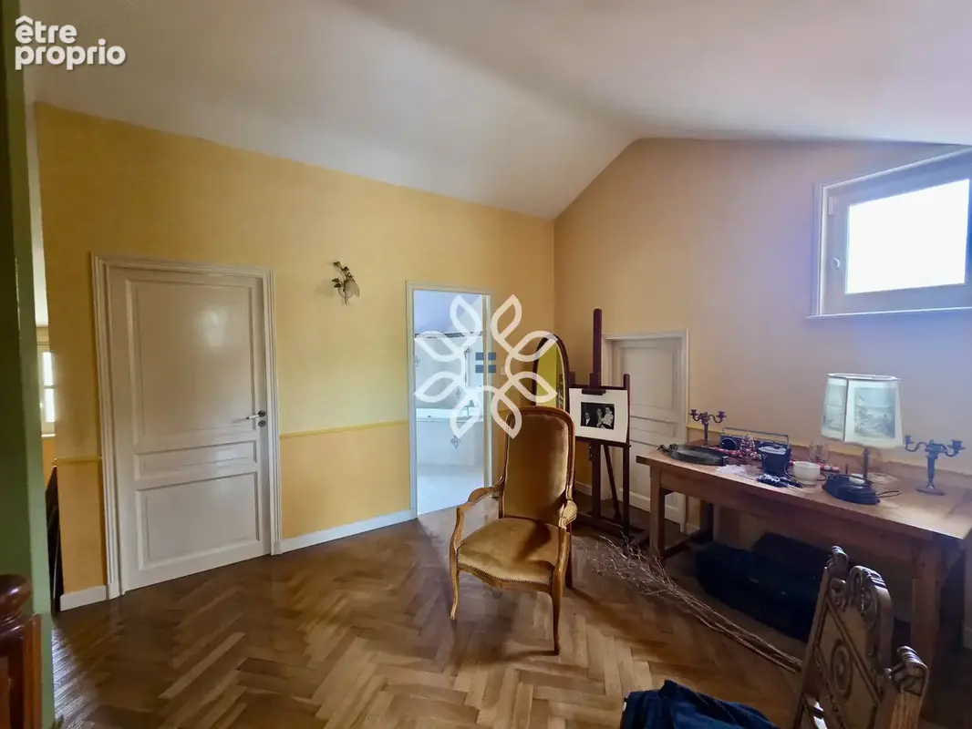 Brioude   maison familiale 206 m2   4 chambres   terrain 1 043 m2   grand garage - photo 15