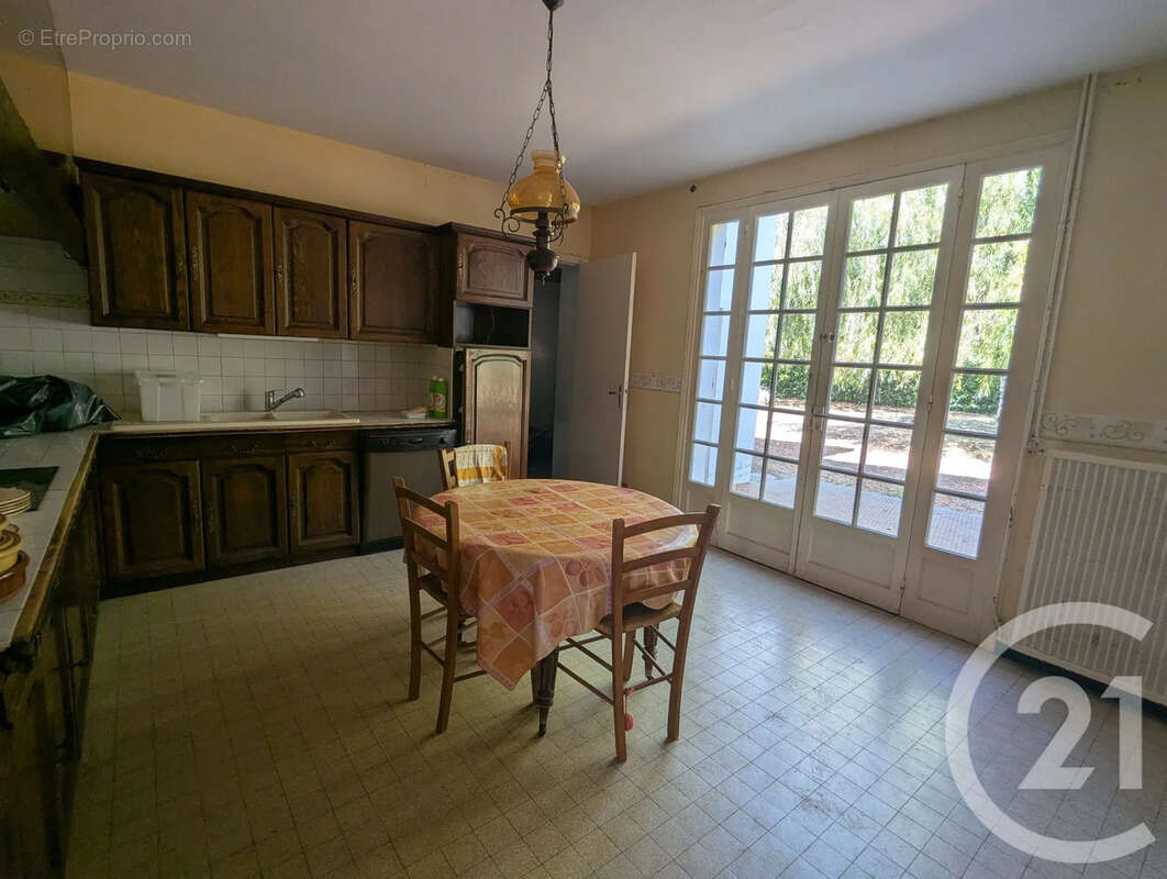 Maison 157 m² à Gaillac  - photo 5