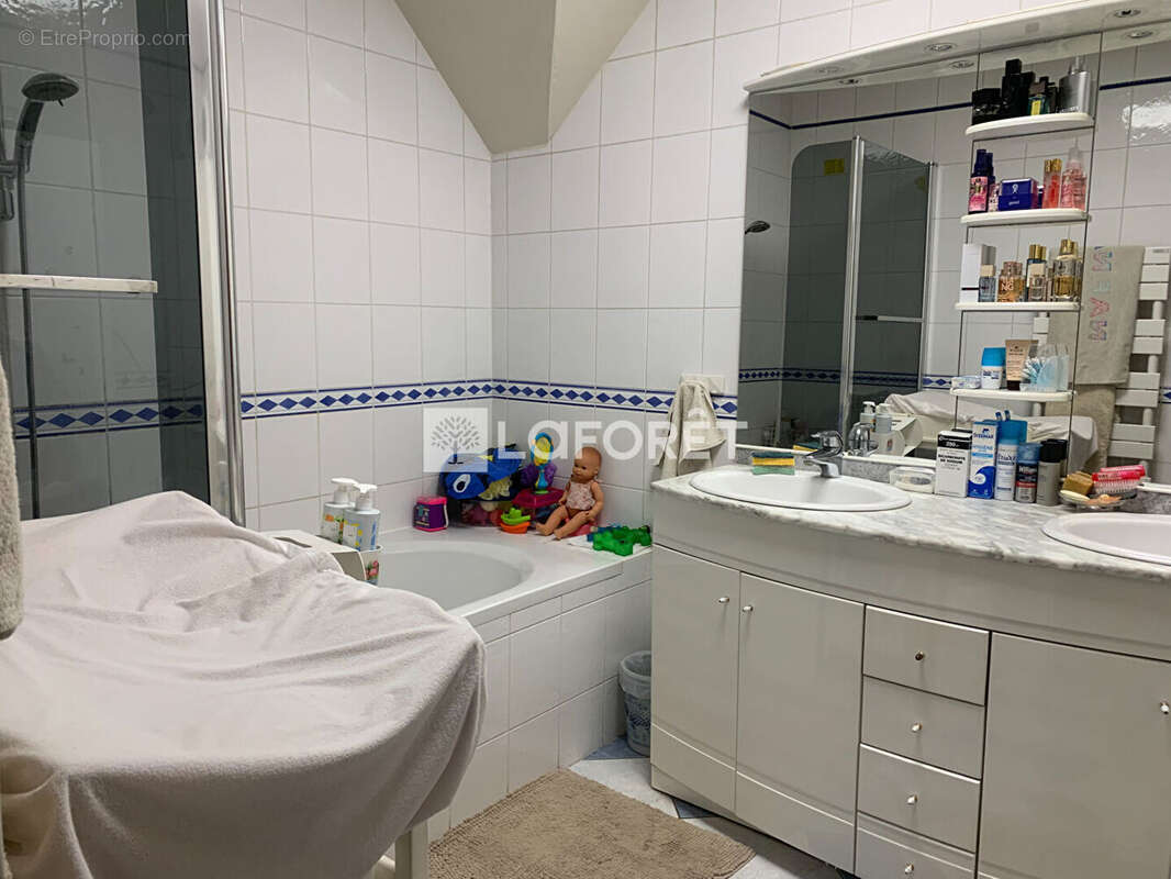 Maison à FONTENAY-SOUS-BOIS