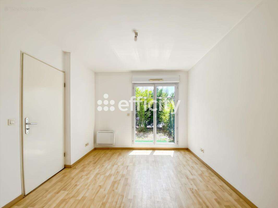Appartement à CARBON-BLANC