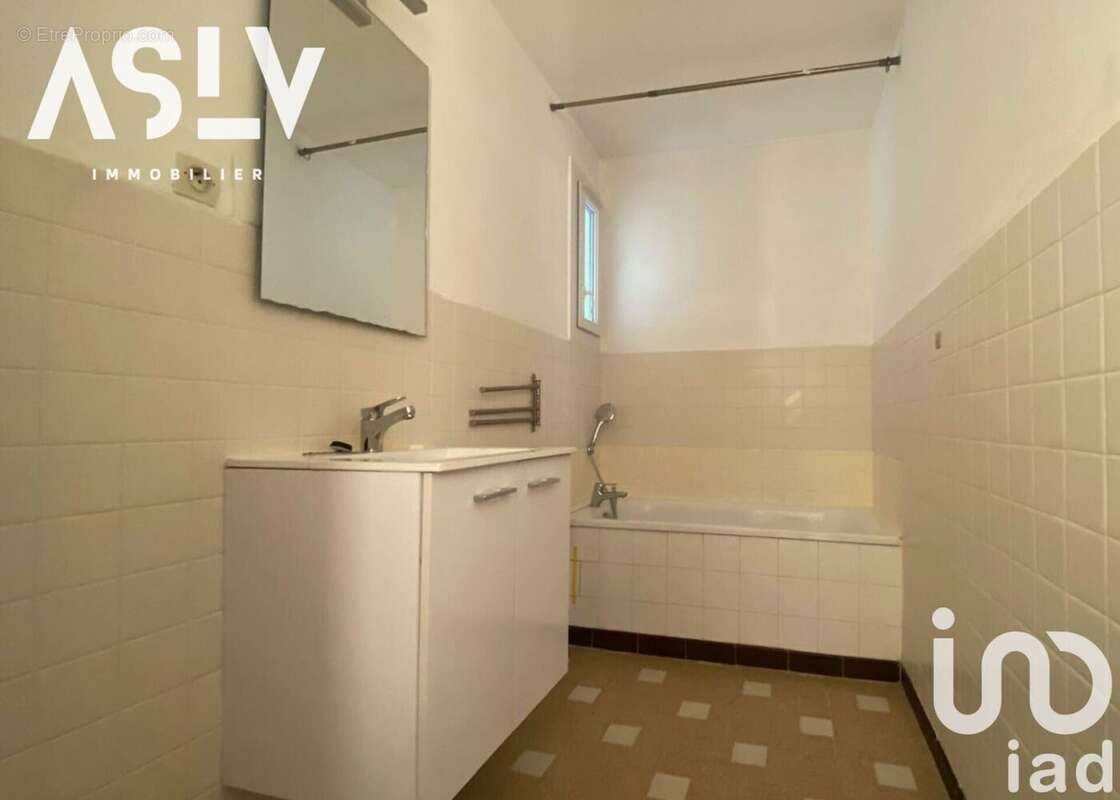 Photo 4 - Appartement à LA SEYNE-SUR-MER