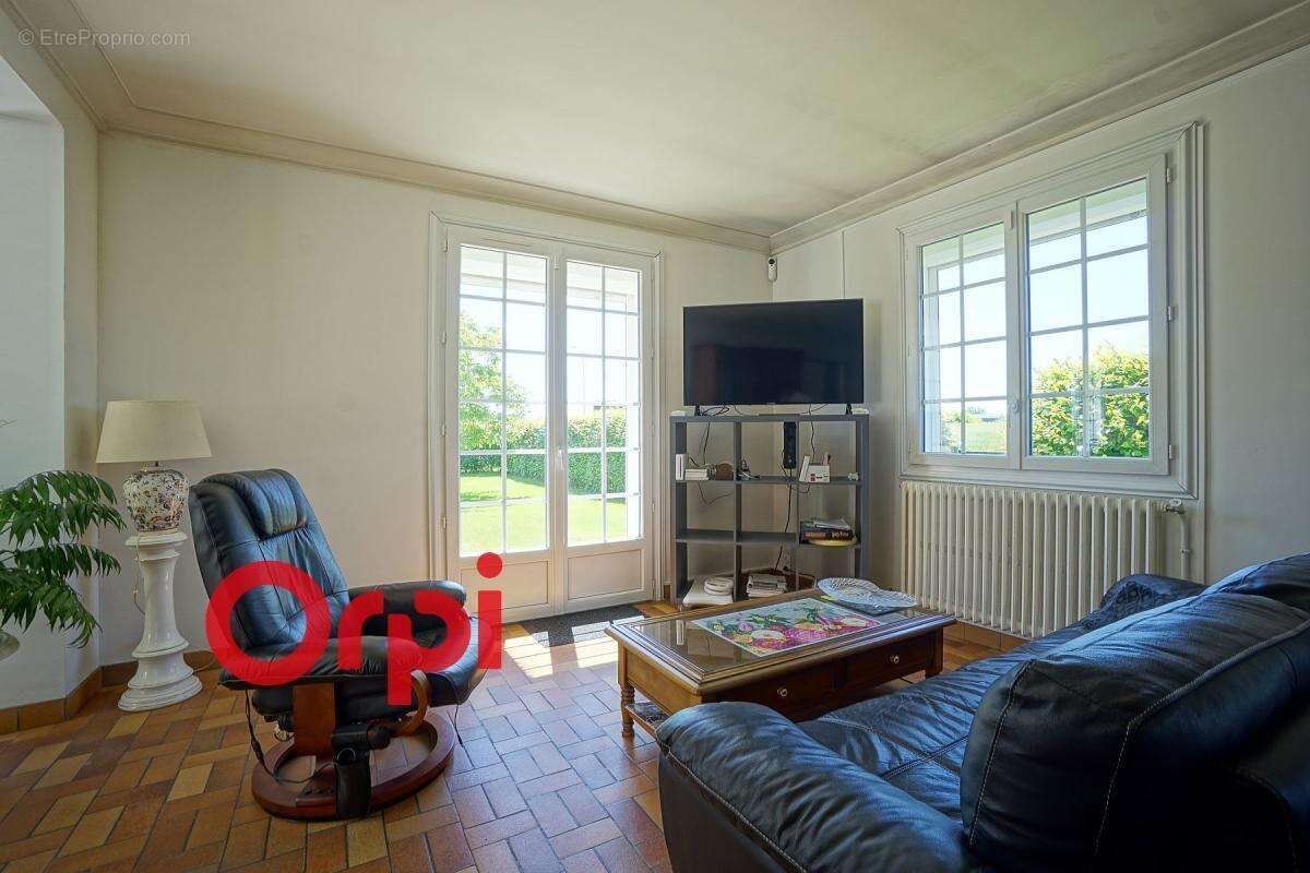 Maison à BERNAY