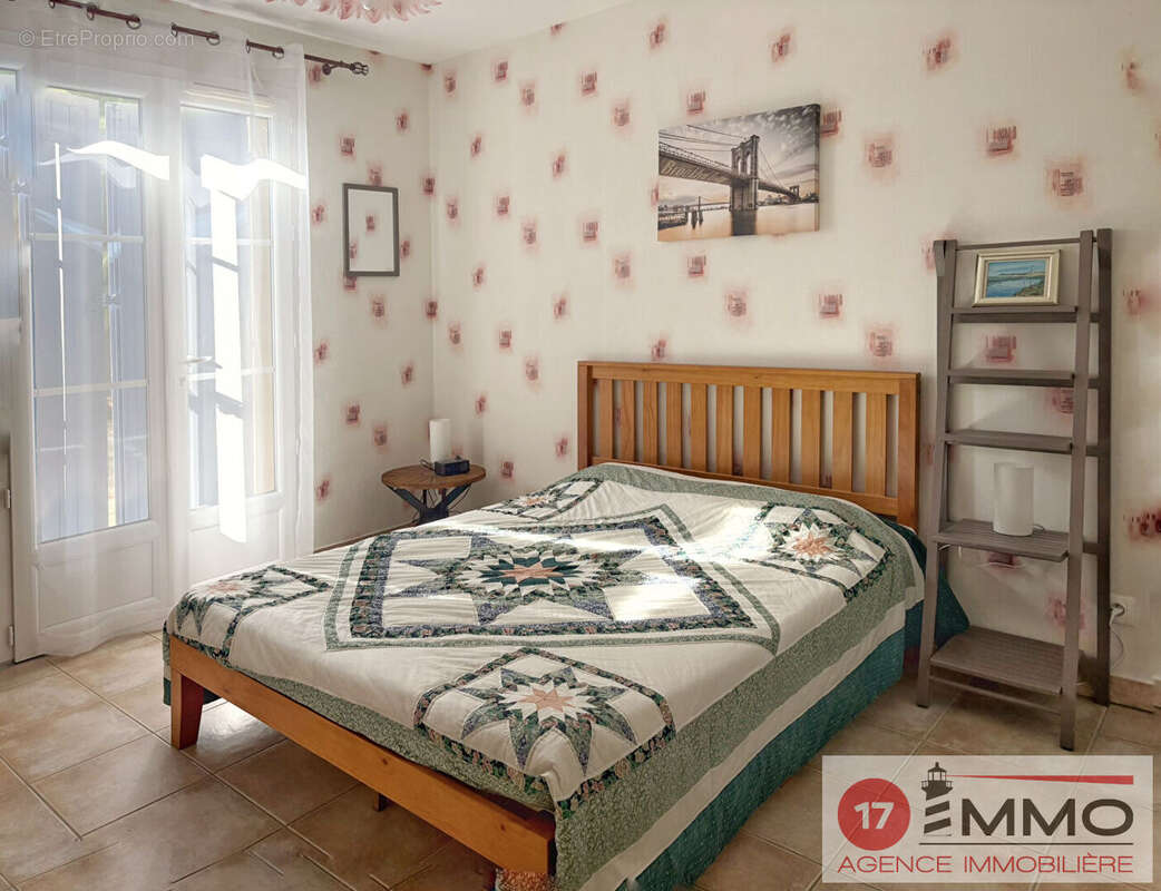 Maison familiale 5 chambres sur une magnifique parcelle de 1 169 m² - photo 8