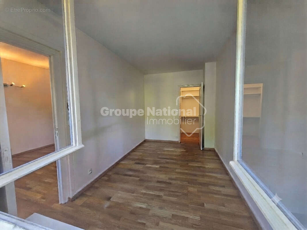 Appartement Versailles "LA ROSERAIE " - 2 pièce(s) 32 m2 - photo 8
