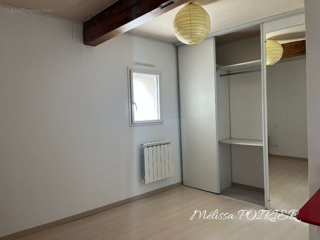 Maison à LES HERBIERS