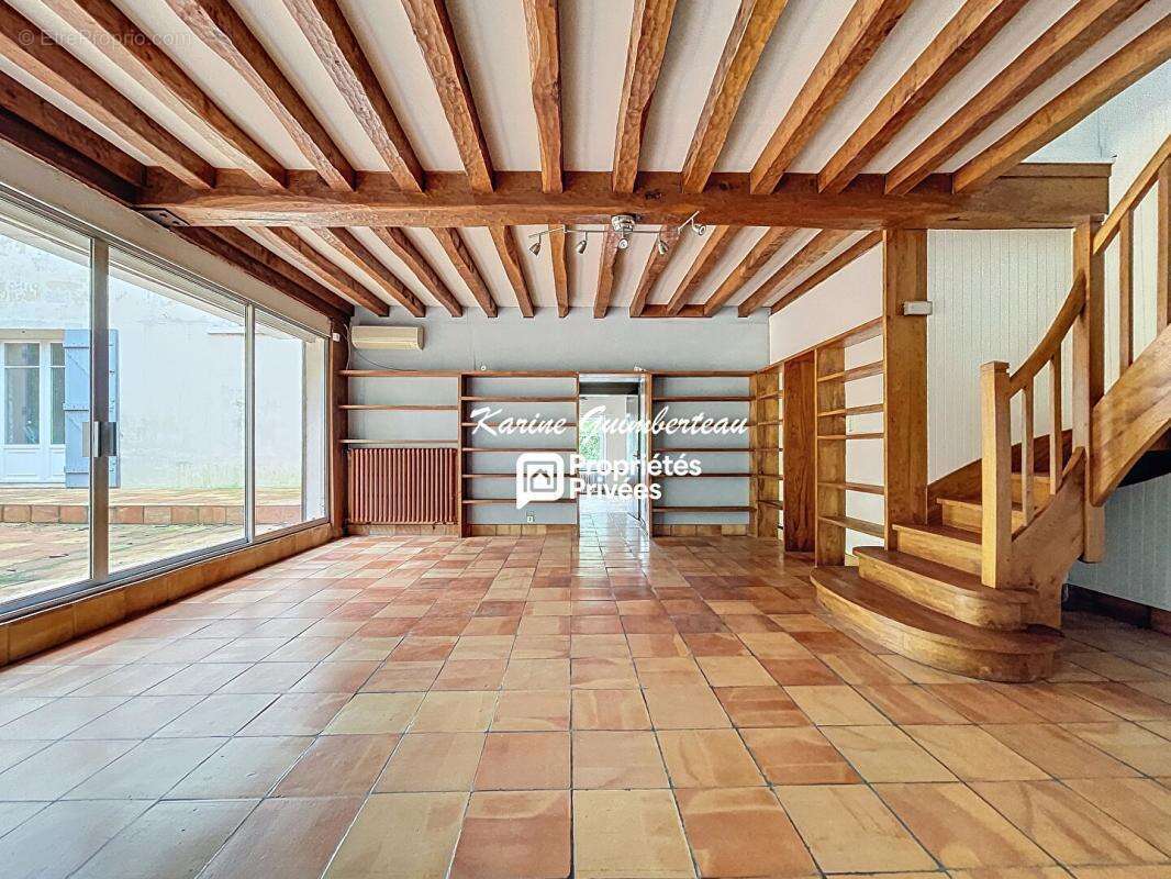 Maison à FRONSAC