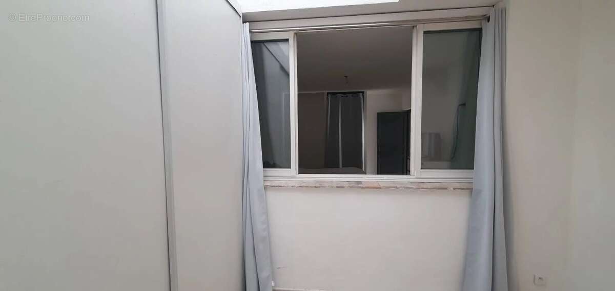 Appartement à VALLAURIS