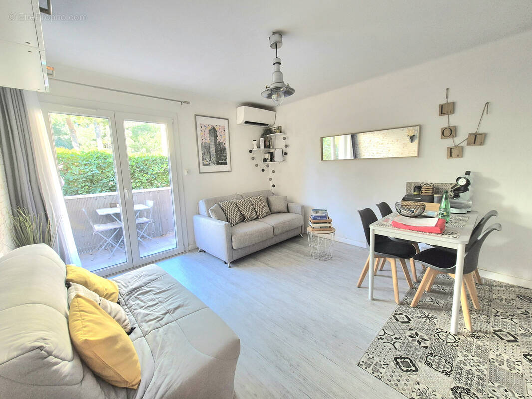 Appartement à HYERES
