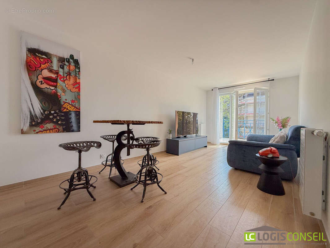 Appartement à LE PLESSIS-ROBINSON