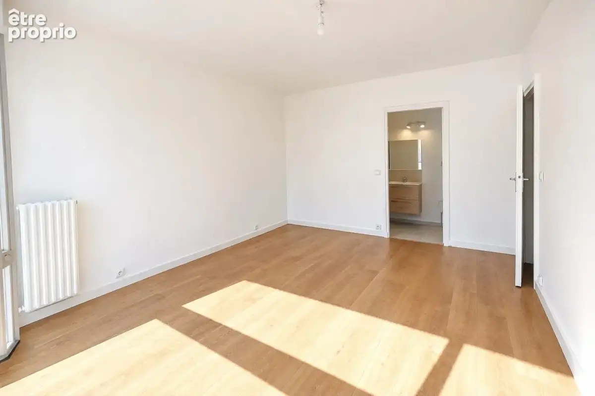 Appartement 2 pièces 42 m² à vendre à Montreuil (93100) - photo 5