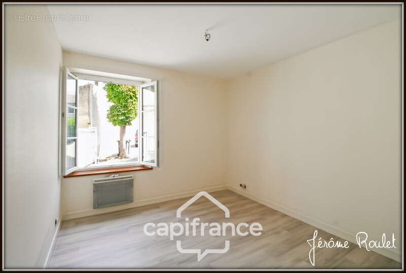 Appartement à NEUVILLE-DE-POITOU