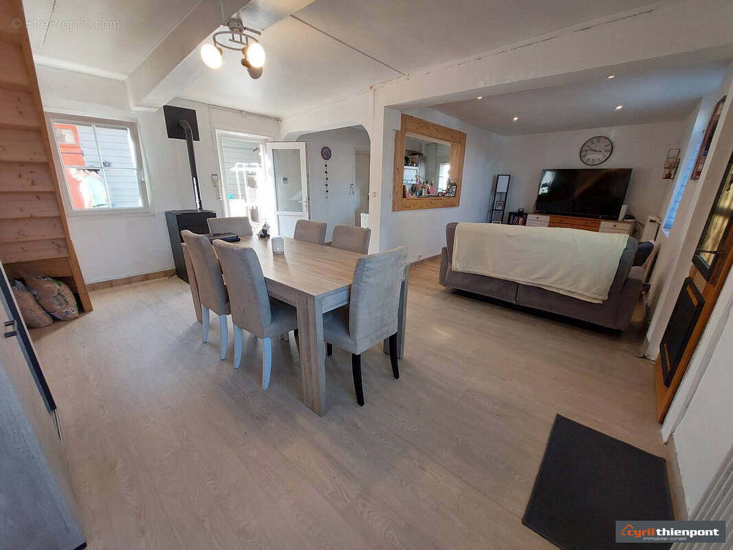 Pièce de vie - Maison à ABBEVILLE