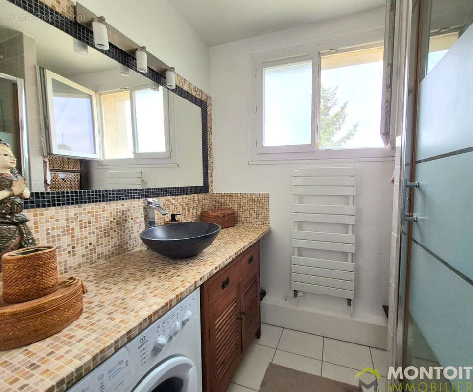 Appartement à THIAIS
