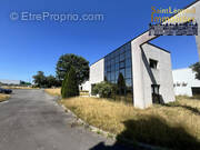 Commerce à MINIAC-MORVAN