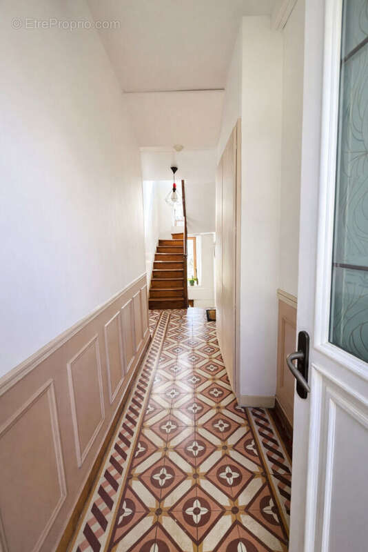 Appartement à FONTENAY-SOUS-BOIS